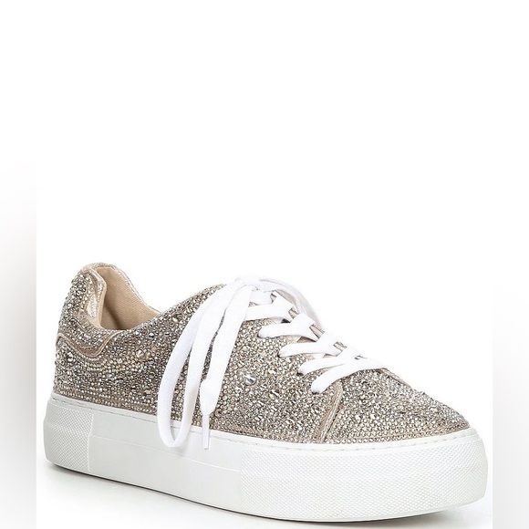 NWOB Betsey Johnson Sidny Rhinestone Embellished Platform Sneakers size 6 - Picture 1 of 10